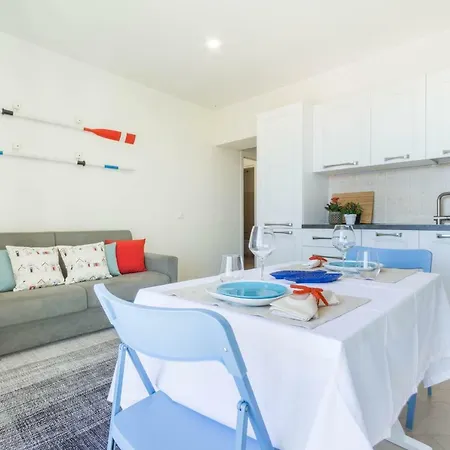 Blue Iun S0079 * كالا غونوني