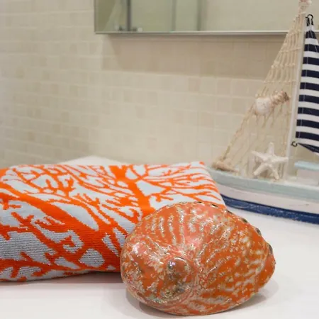 شقة Blue Iun S0079 *