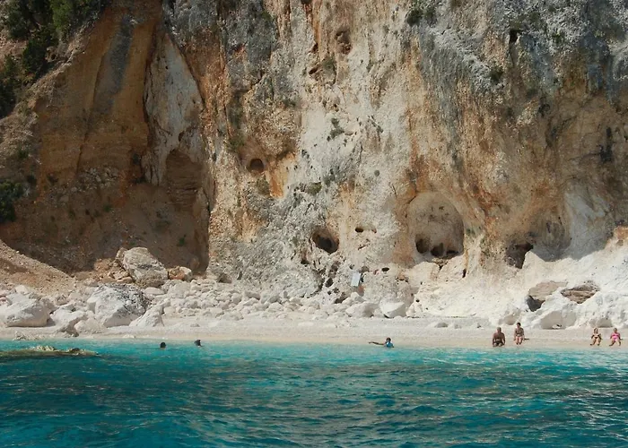 Blue Iun S0079 * Cala Gonone